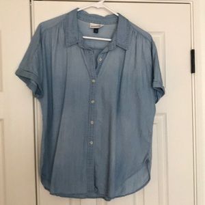 Universal Thread Chambray, button down shirt